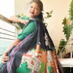 কবিতার অনুপ্রাণিত: Model wearing the Nstorys X Abhrikaa "এ শহর একদিন কবিতার হবে" Chanderi Silk Saree.